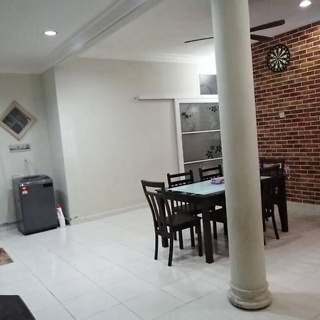 Sri Wang Homestay @ Arau Exterior photo